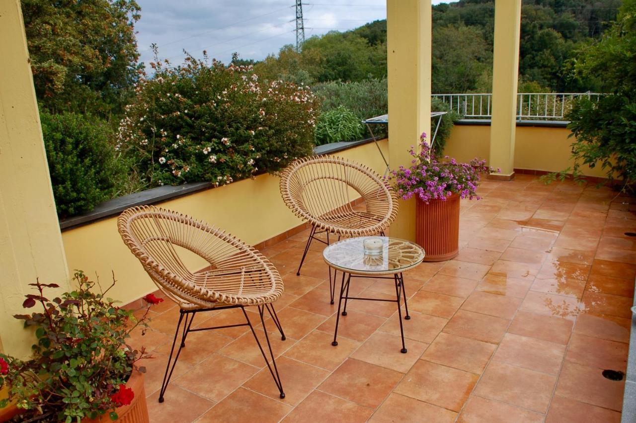 Holiday Prato Verde Chiatri ภายนอก รูปภาพ