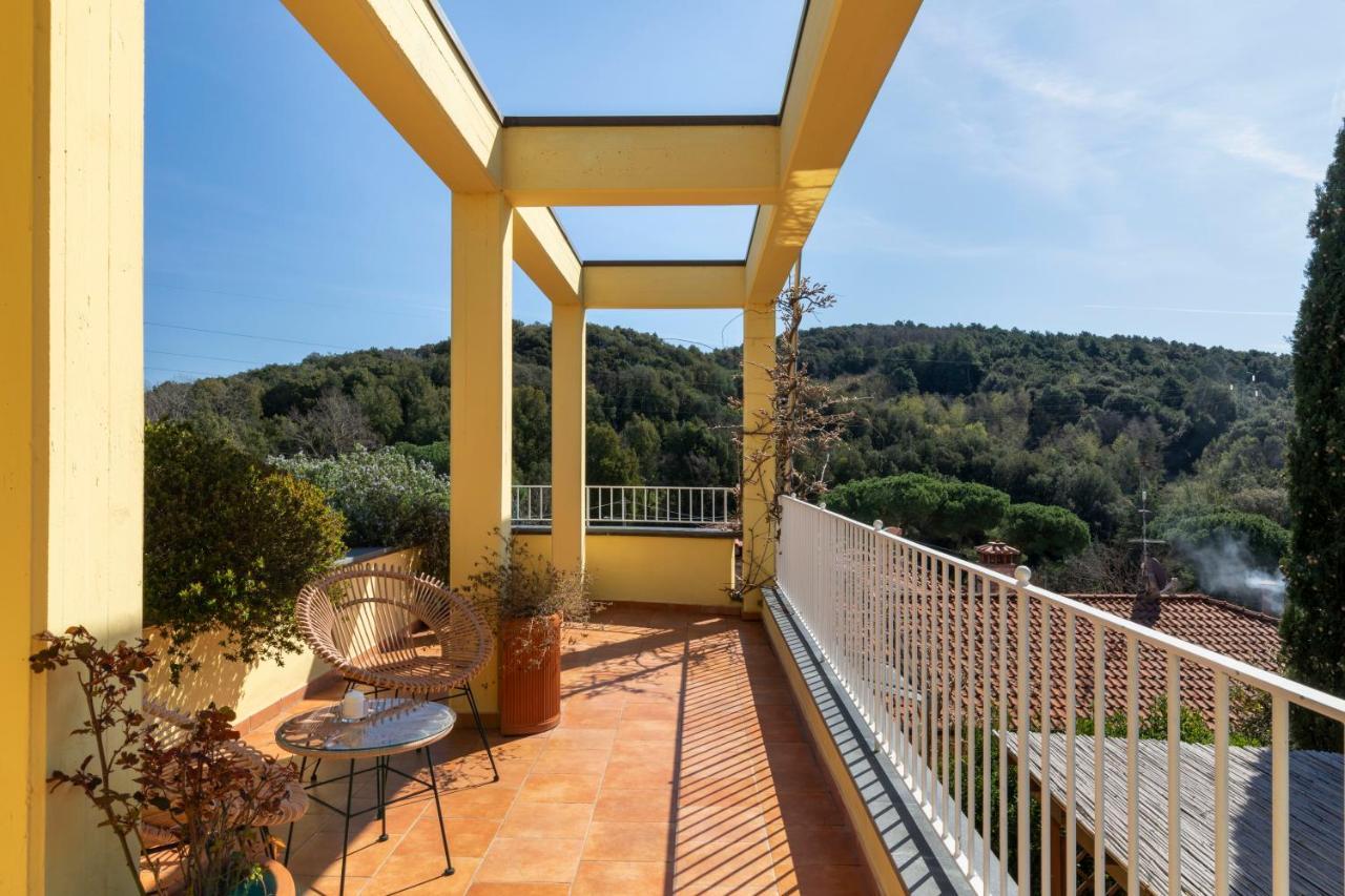 Holiday Prato Verde Chiatri ภายนอก รูปภาพ