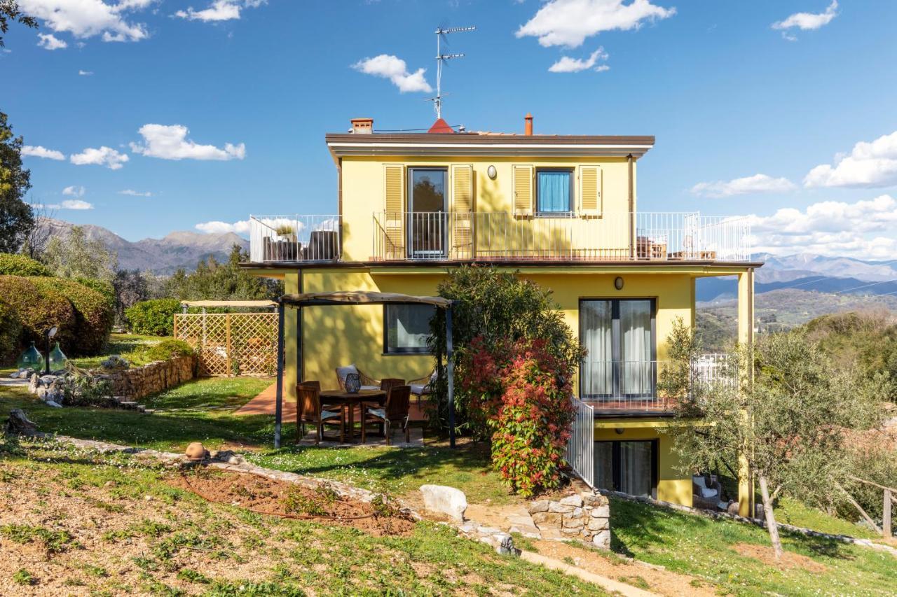 Holiday Prato Verde Chiatri ภายนอก รูปภาพ