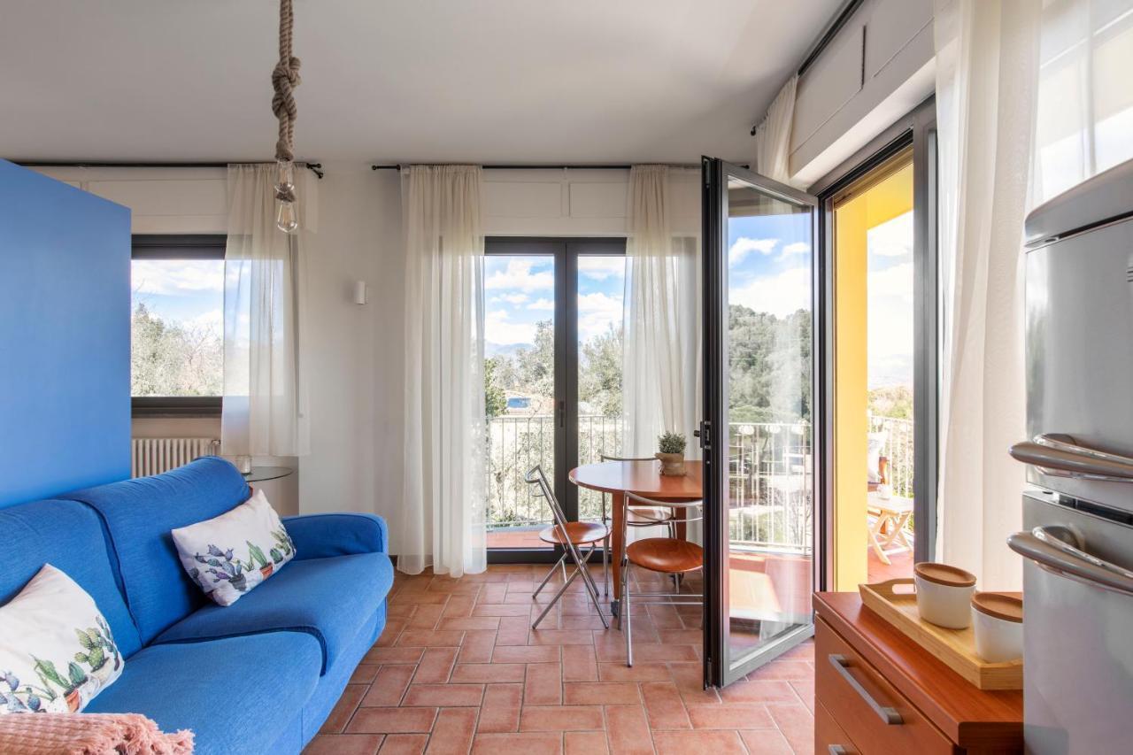 Holiday Prato Verde Chiatri ภายนอก รูปภาพ